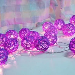 1 Set Of 20 LED Cassis Purple 5cm Rattan Cane Ball Battery Powered String Lights Christmas Gift Home Wedding Party Bedroom Decoration Table Centrepiece -Generic Christmas Store v382 purprattballbatt20 68316 02
