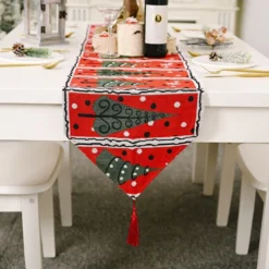 Christmas Table Runner Thickened Knitted Dining Tablecloth Xmas Party Decor(Tree)